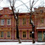 Чиновникам предлагают отказаться от сервильности